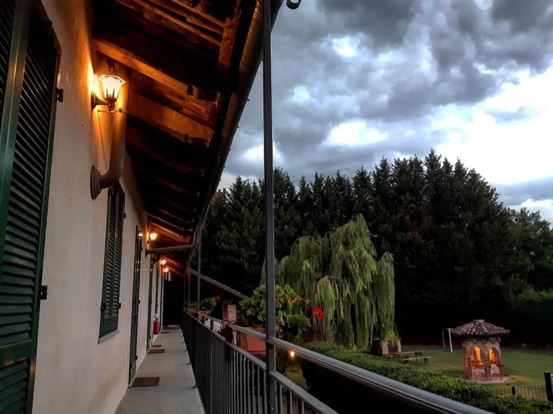Villa La Cascina Del Castello Asti Exterior foto